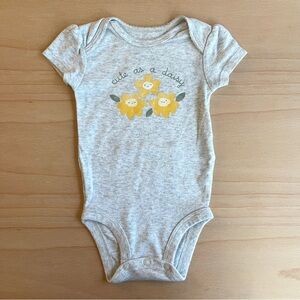 🍏4/$10🍏 Carter’s Gray Floral Kids One Piece